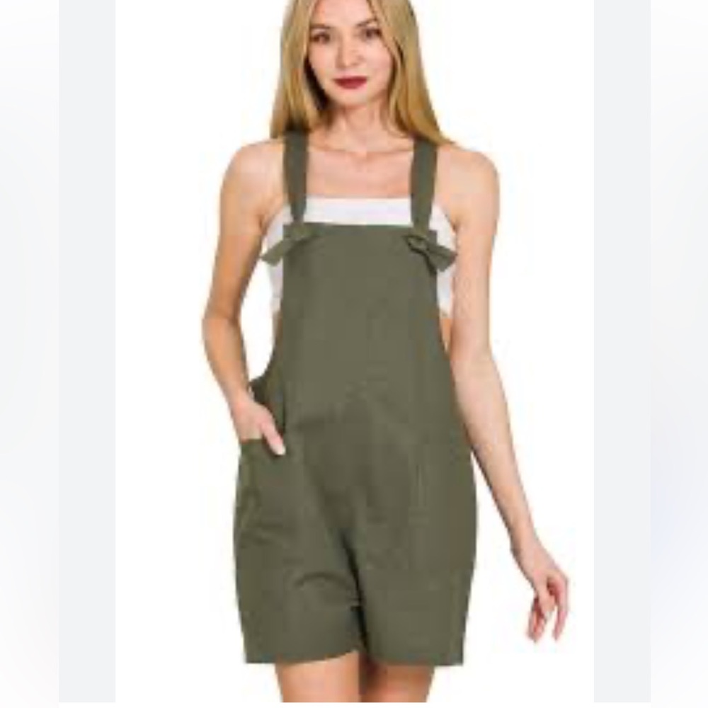 Zenana Outfitters Khaki Green Overall Shorts